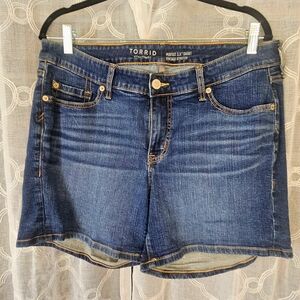 Torrid Dark Wash Jean Shorts - Perfect 3.5" Short Size 12